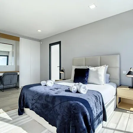 Villa De La Ponte By Atlantic