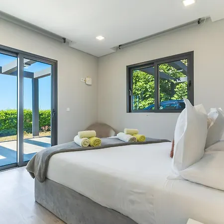 Villa De La Ponte By Atlantic *